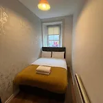 Latin Quarter Townhouse Apartment