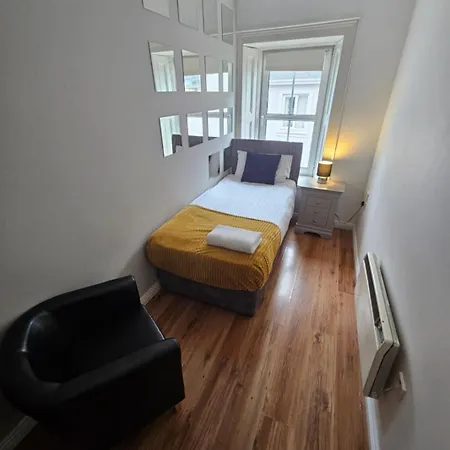 Latin Quarter Townhouse * ゴールウェイ