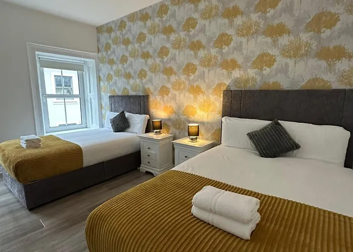 Latin Quarter Townhouse *